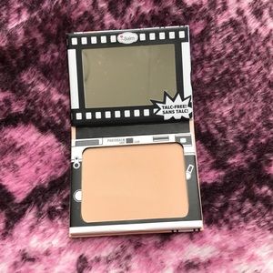 theBalm Makeup - The Balm Powder Foundation theBalm Makeup - The Balm Powder Foundation